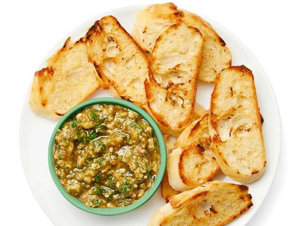 Wie man Walnusspesto zubereitet