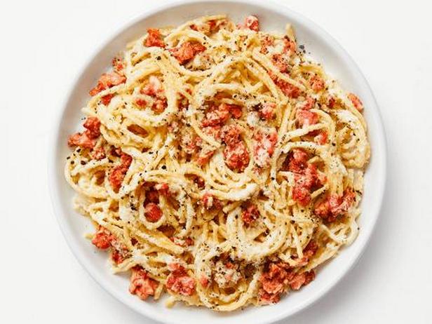 Pancetta ve Ricotta ile Spagetti Nasıl Yapılır?