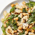 Cavatelli-Nudeln mit Blumenkohl und Kichererbsen