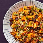 Süßkartoffelsalat mit Orangen-Ahorn-Dressing
