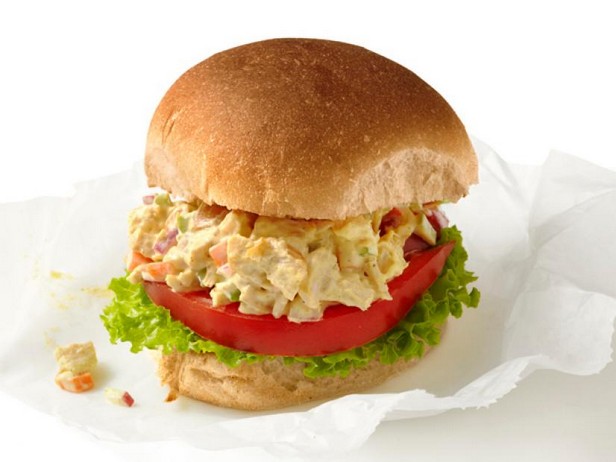 Hähnchensalat-Sandwich