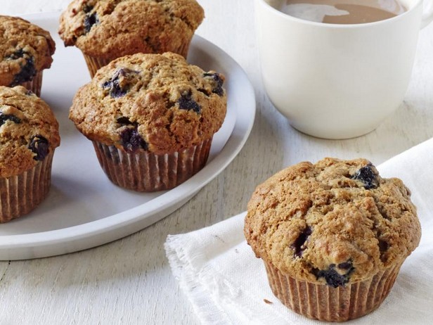 Bananenmuffins mit Blaubeeren