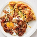 Dutch Baby Pfannkuchen mit Pilzen, Kartoffeln und Chorizo