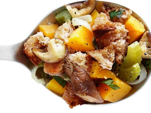 Zubereitung - Butternusskürbis-Shiitake-Pilz-Brotfüllung (Beilage)