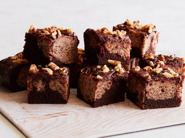 Wie man Bananenbrot-Brownies backt