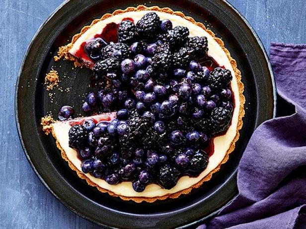 Rezept für Blaubeer-Brombeer-Käsekuchen