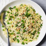 Couscous mit grünen Erbsen und Minze