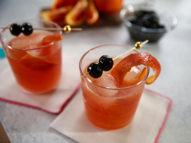 Zubereitung - Amaretto Sour mit Blutorange