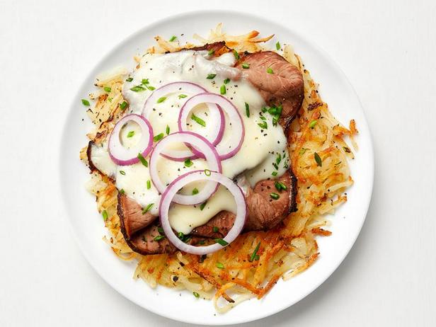 Wie man Roastbeef-Rösti zubereitet