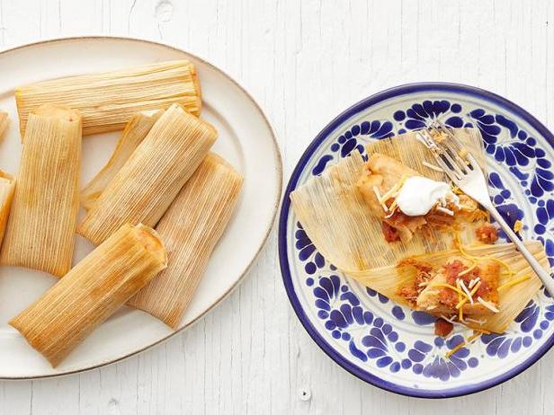 Zubereitung - Schweinefleisch- und rote Chili-Tamales