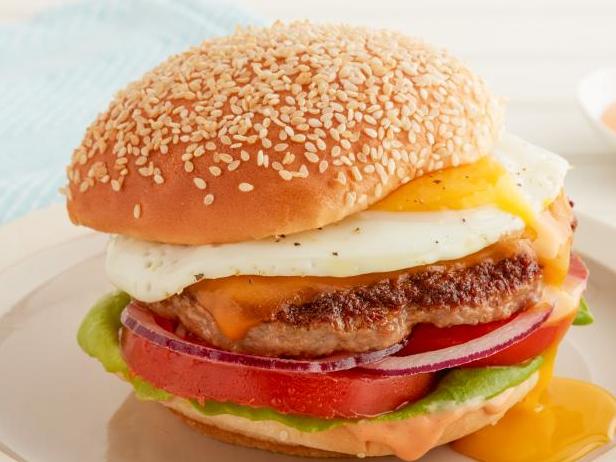 Zubereitung - Wurst-Eier-Burger