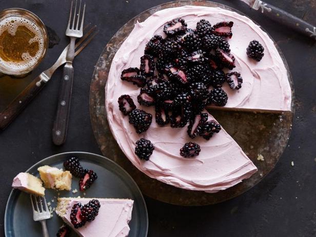 Rezept für Brombeer-Mais-Bierkuchen