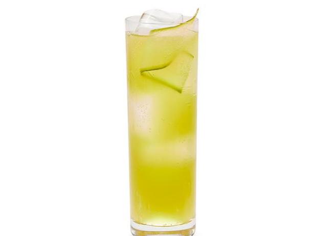 Zubereitung - Matcha Gin Tonic