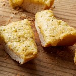 Knoblauchkäsebrot