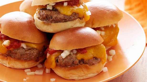Zubereitung - Texas Beef Mini Burger mit Chipotle und warmem Knoblauchketchup