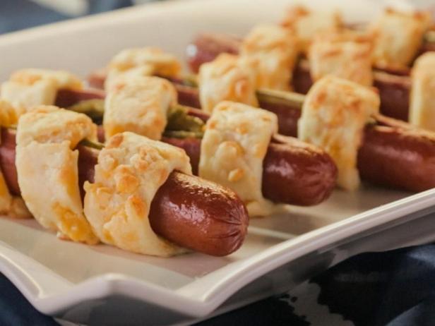 Wie man Jalapeño-Popper-Wurst zubereitet