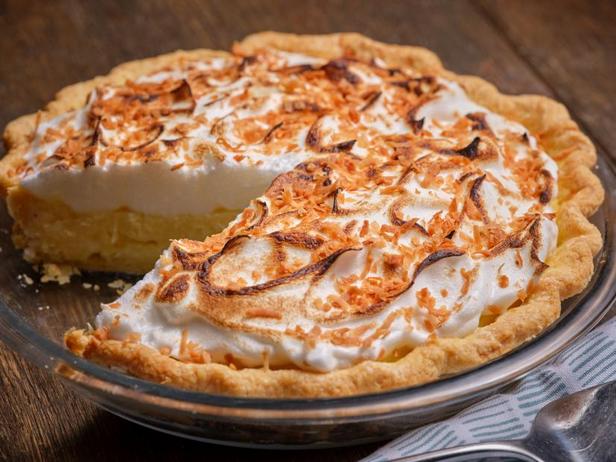 So gelingt der beste Kokoscremekuchen