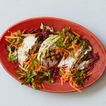 Gegrillter Krautsalat mit Corned Beef