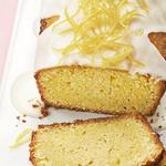 Zitronenkuchen mit kandierter Schale