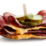 Kartoffelschalen mit Pastrami