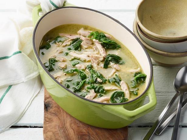 Zubereitung – Hühnerpestosuppe mit 5 Zutaten