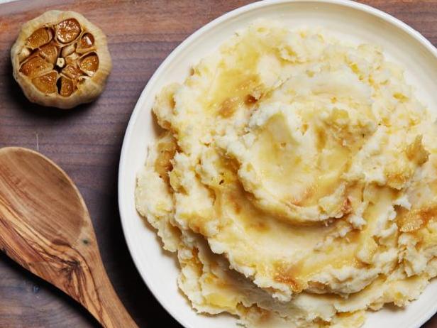 Zubereitung - Kartoffelpüree mit Steckrüben und geröstetem Knoblauch