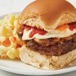 Hawaiianische Loco Moco Burger