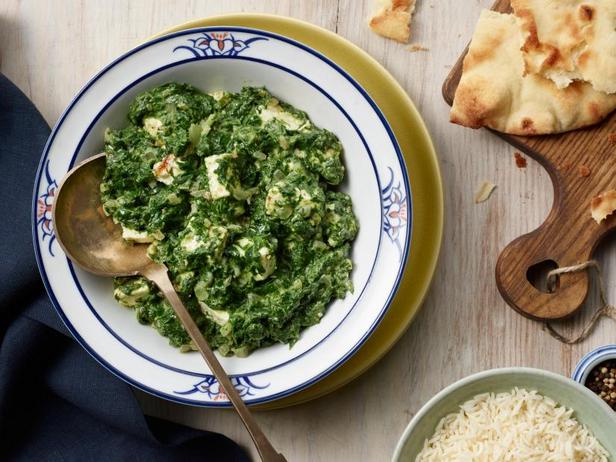 Wie man Saag Paneer im Schongarer zubereitet
