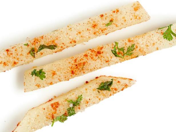 Wie man Jicama-Sticks zubereitet