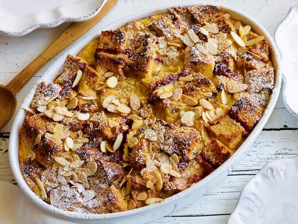 Italienischer süßer Osterkuchenauflauf