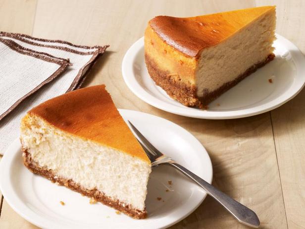 So wird's gemacht: Ahorn-Walnuss-Käsekuchen