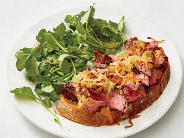 Zubereitung - Steak- und Röstzwiebel-Sandwiches