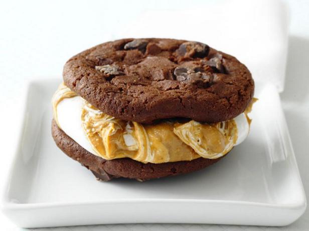 Wie man einen Erdnussbutter-Whoopie-Pie zubereitet