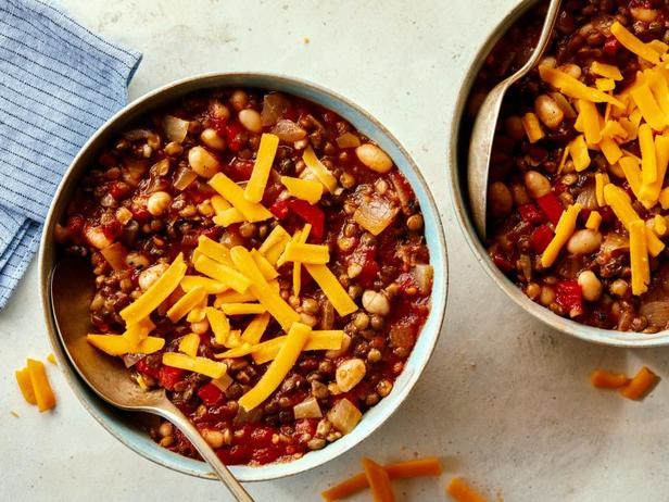 So bereiten Sie gesundes Linsen-Chili zu