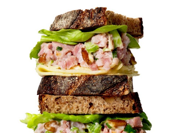 Schinken-Apfelmarmeladen-Sandwich