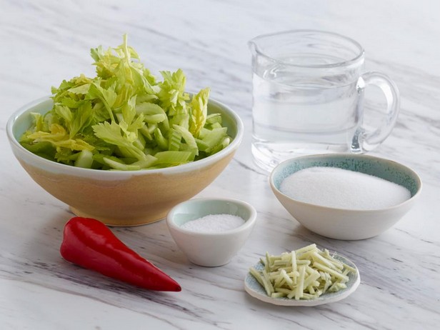 Eingelegtes Sellerie-Relish