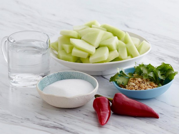 Marinierte Honigmelone mit Kräutern