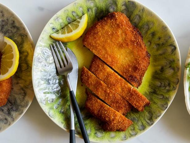Wie man Wiener Schnitzel zubereitet