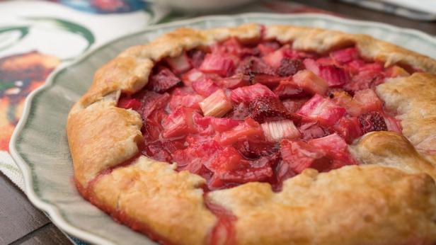 Πώς να φτιάξετε - Crostata με φράουλες και ραβέντι