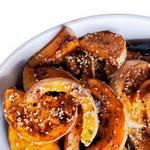 Butternusskürbis mit Chili und Sesam