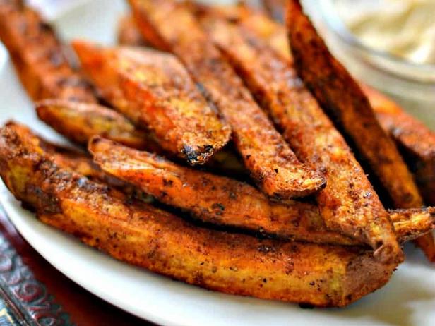 Fırında Acılı Tatlı Patates Nasıl Yapılır?