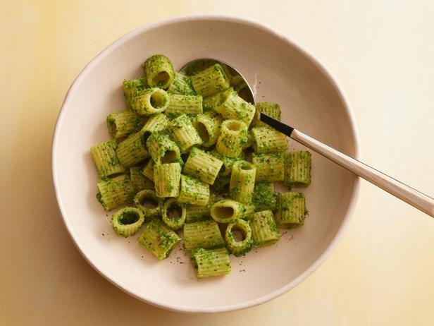 Rezept - Pasta in Butter mit Brokkoli und Spinat