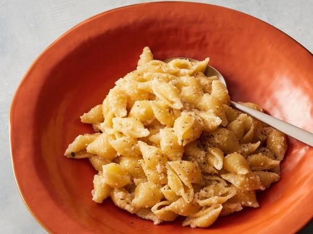 Come preparare - Pasta al burro con cavolfiore e parmigiano