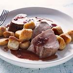 Schweinefilet mit Rosmarinbrötchen