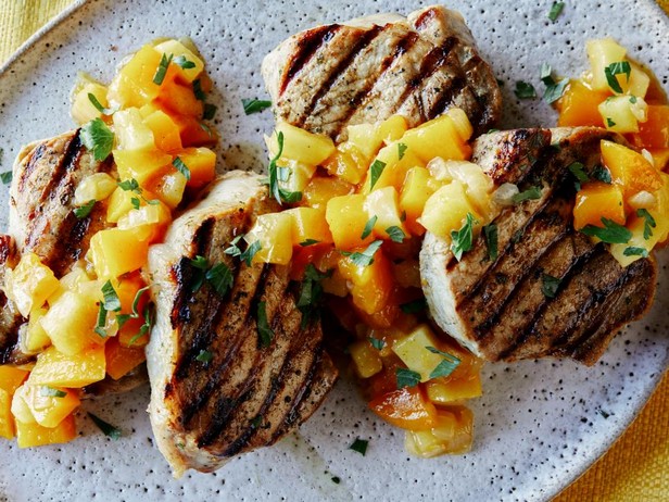 Gegrillte Schweinekoteletts