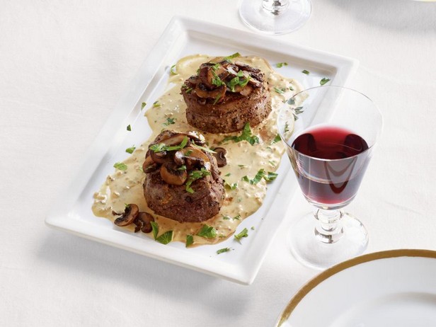 Filet Mignon mit Senf und Champignons