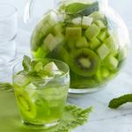 سانجريا خضراء مع البطيخ والنعناع