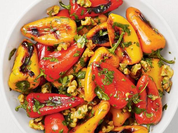 Zubereitung - Gegrillte Paprika mit Walnüssen