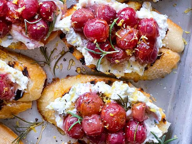 Zubereitung - Crostini mit Ziegenkäse und Rosmarin