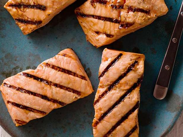 Zubereitung - Gegrillter, mit Tee glasierter Lachs